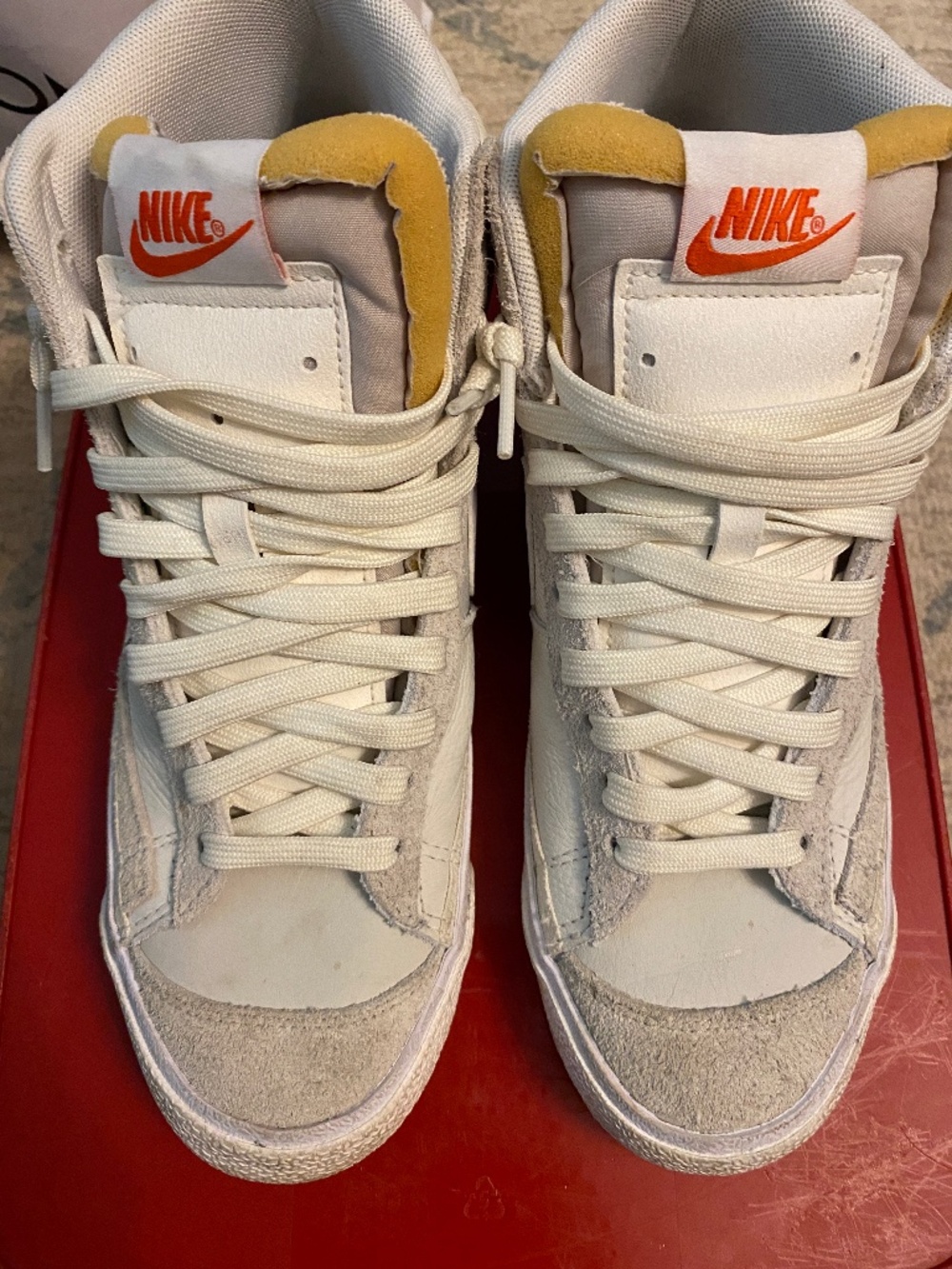 Nike Blazer Mid ‘77 White and gray high top sneakers - Size 8.5